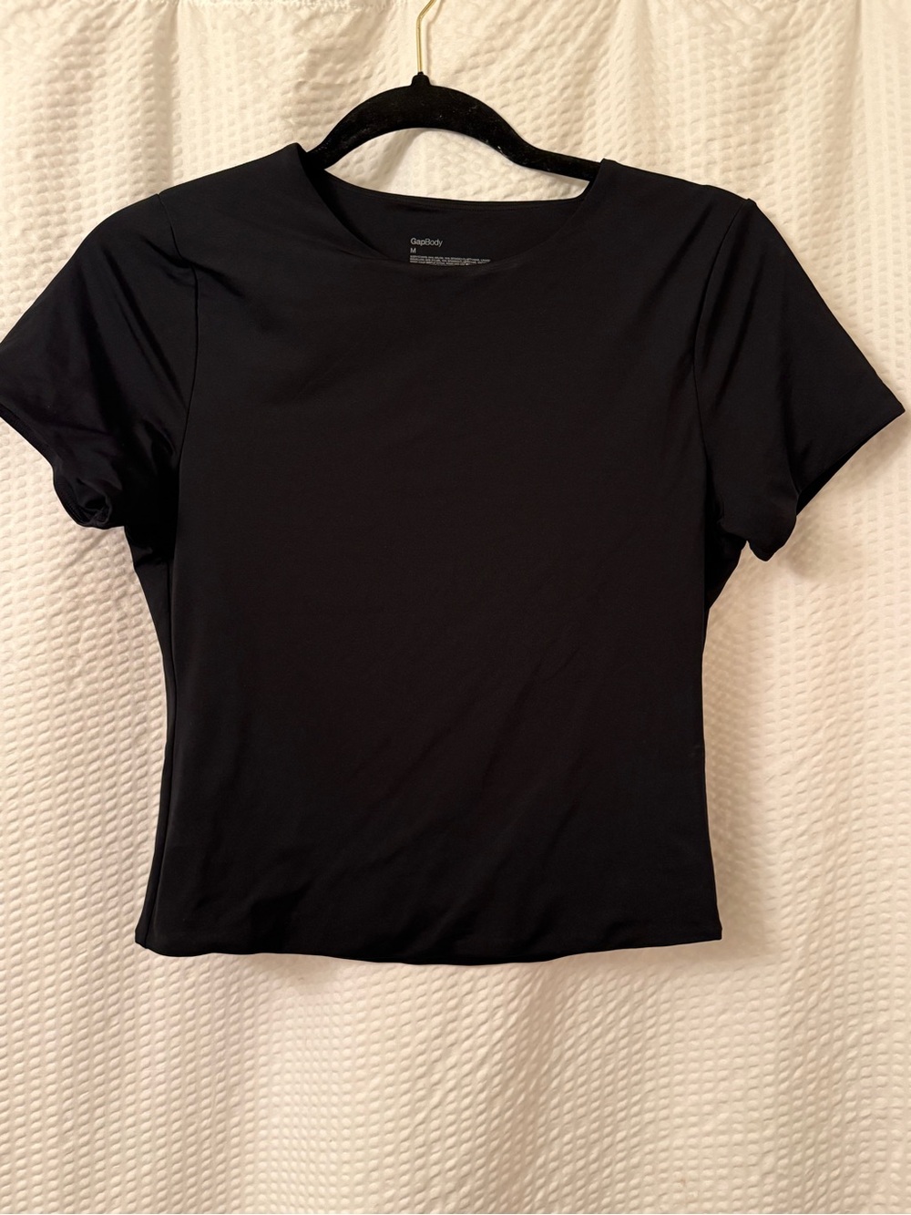 GAP GapBody Double Lined Second Skin Crop Top Sz M Black Fitted Skimming